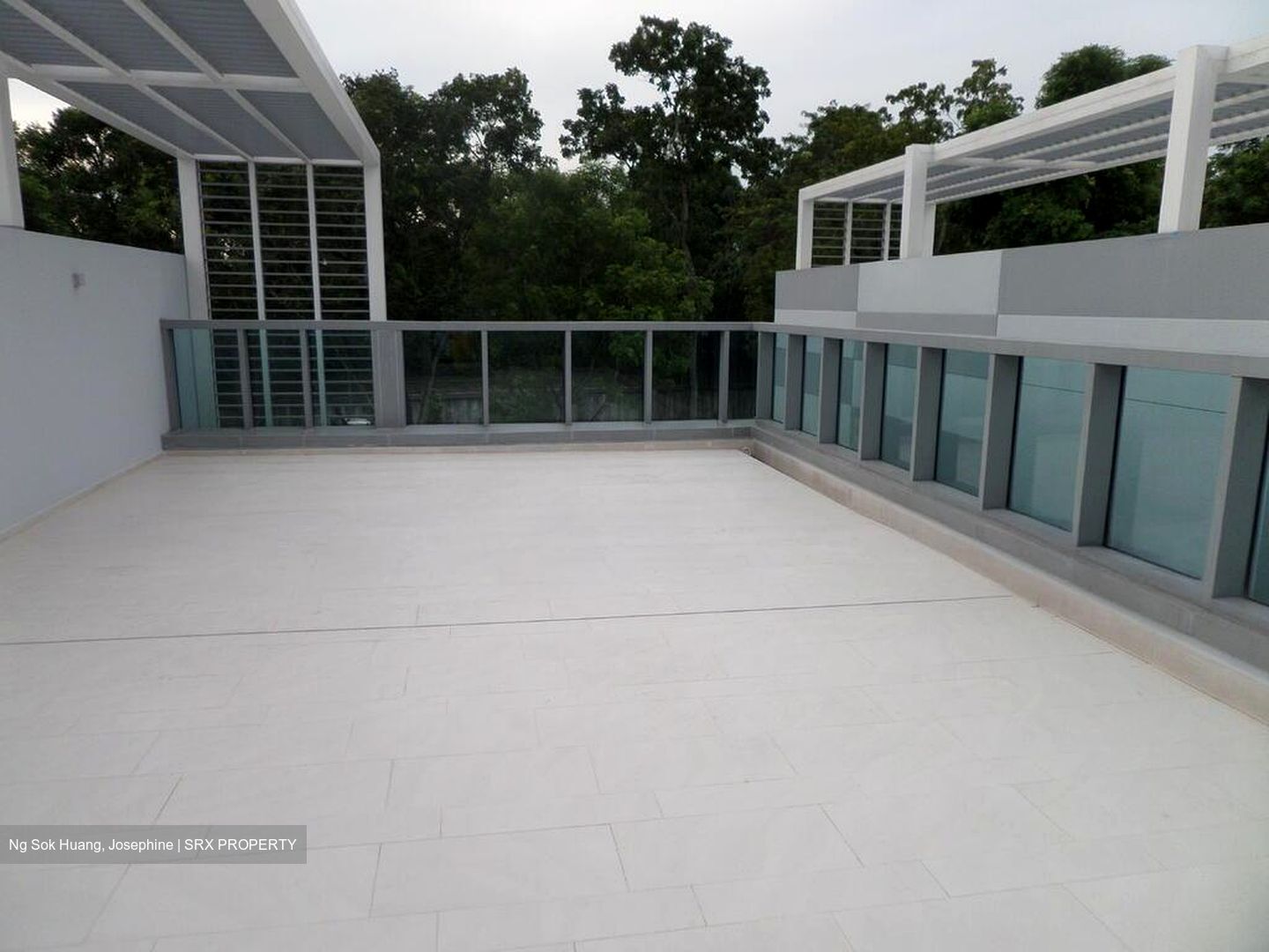 Thomson Grand (D20), Terrace #501368701